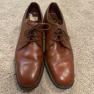 Men’s dress shoes